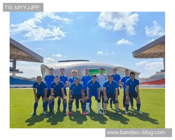 特多足球队奋勇争先展现团队精神与竞技风采的精彩历程